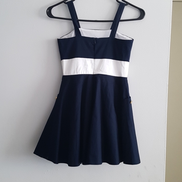 Kids BEAUTIFUL Dress ! - Picture 3 of 3